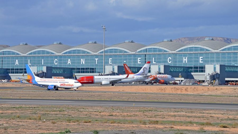 Alicante Airport Expansion Plans Unveiled by Minister of Transport