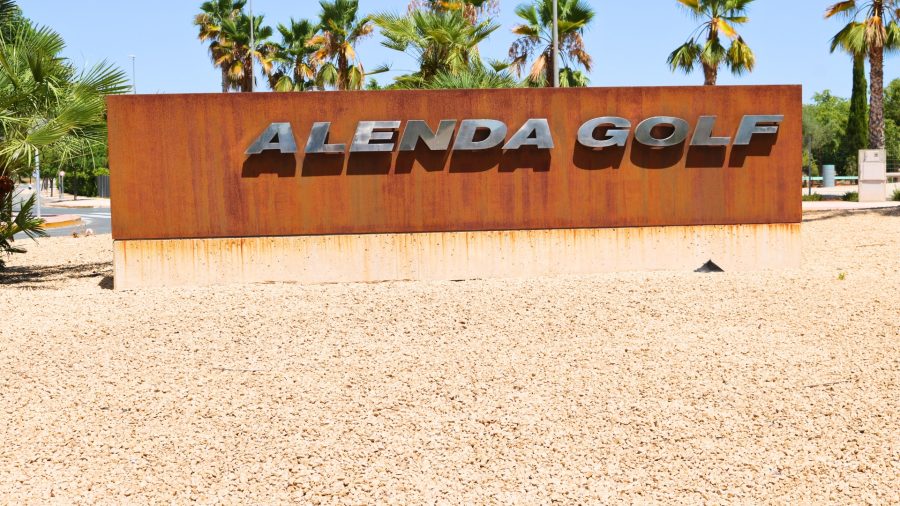 Alenda Golf Property