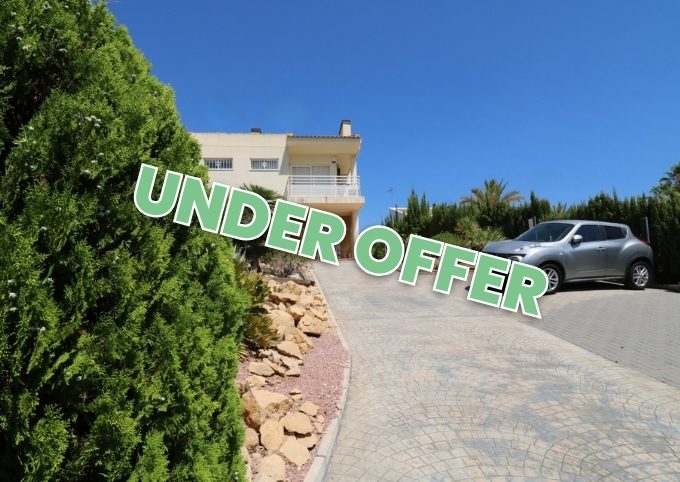 Alenda Golf Frontline Villa UNDER OFFER
