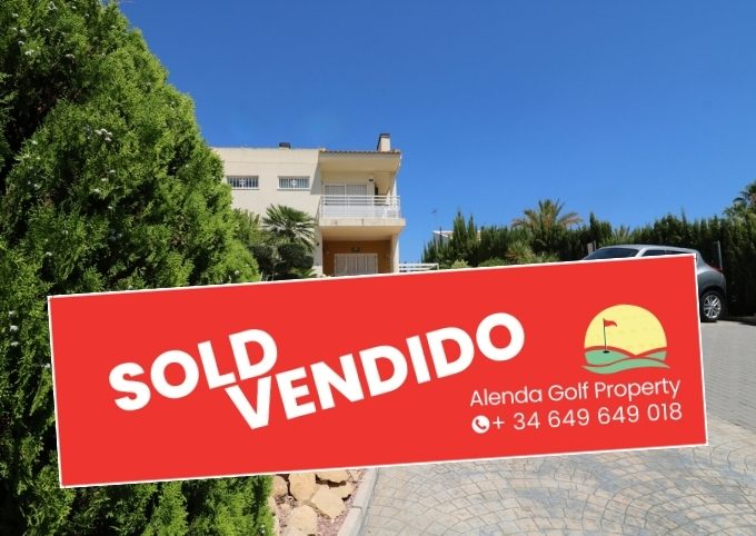 Alenda Golf Frontline Villa UNDER OFFER
